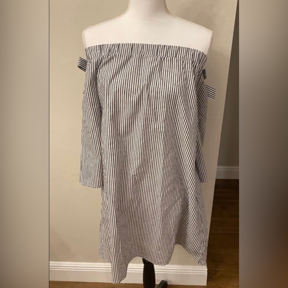 Large Top - Picture 1 of 5